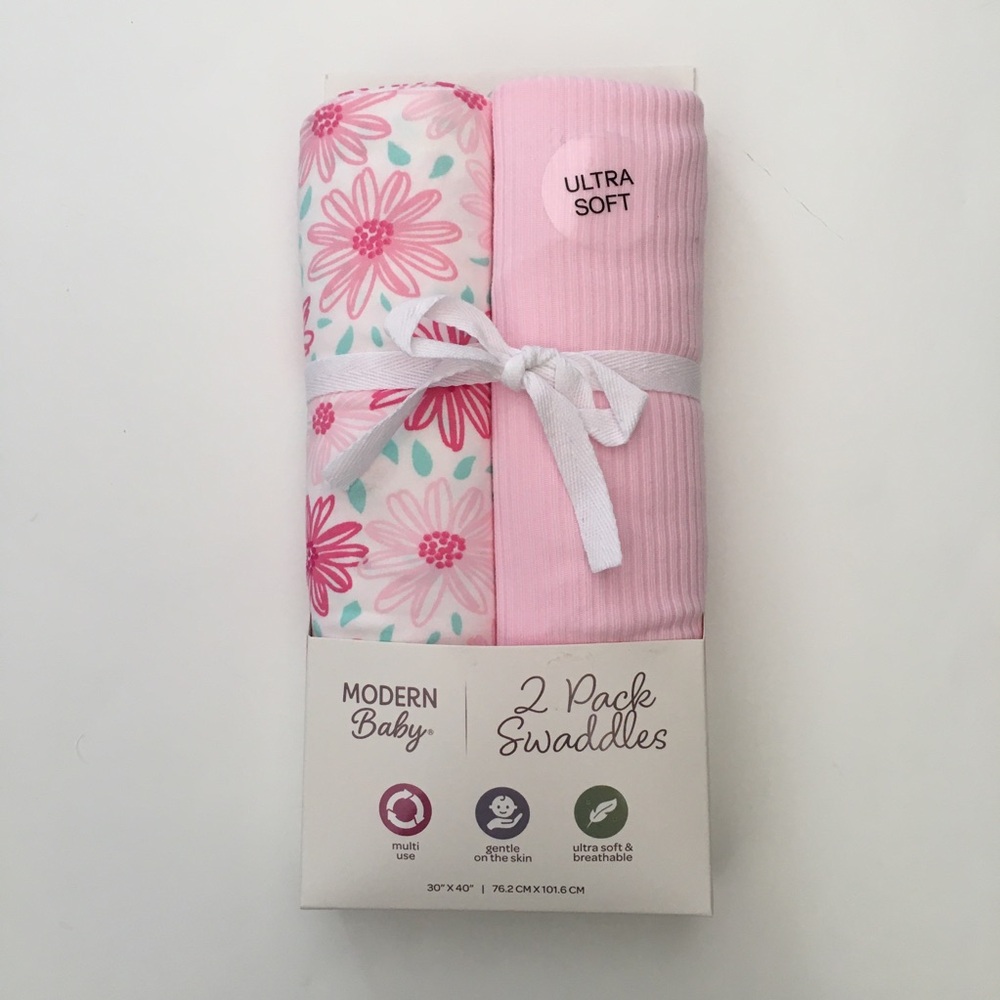 Baby Blankets Ultra Soft Multi-use Daisies Floral and Pink NEW | Modern Baby